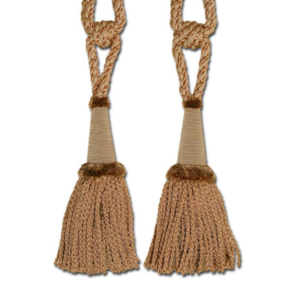 Tassel Tieback – 9 1/2″ Tassel, 30″ Spread